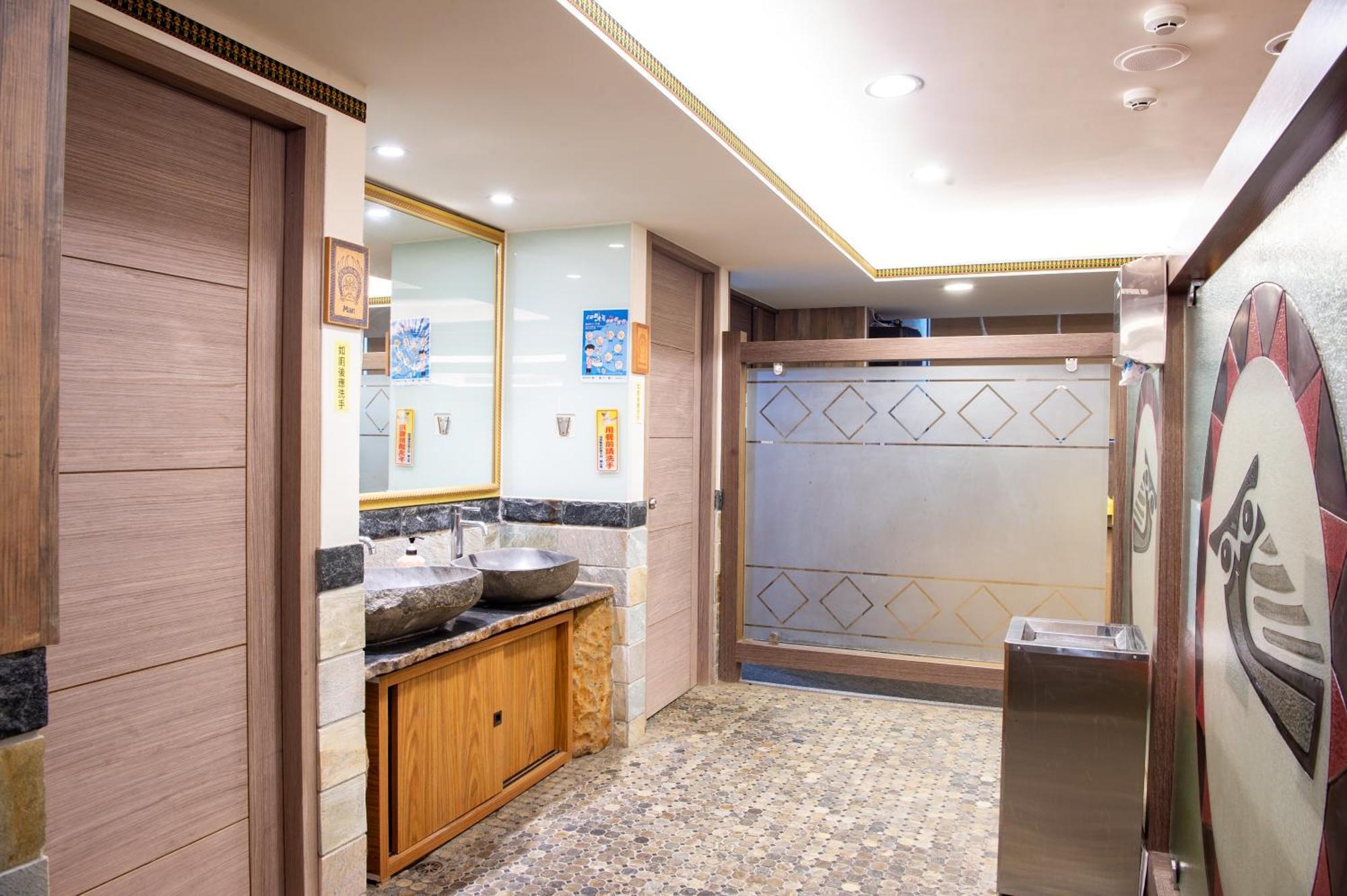 Classic Hotel Shvatan Nantou Buitenkant foto