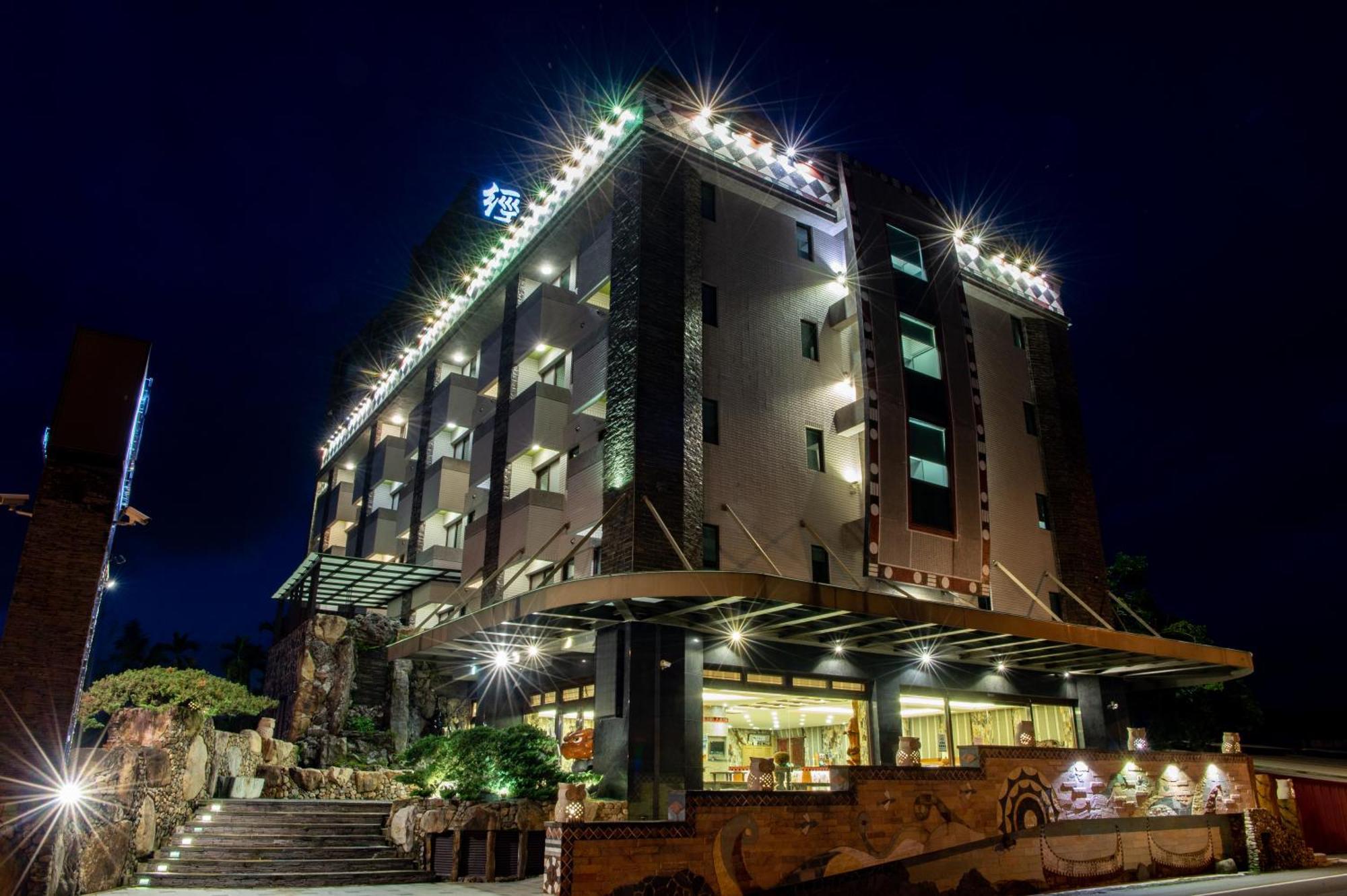 Classic Hotel Shvatan Nantou Buitenkant foto
